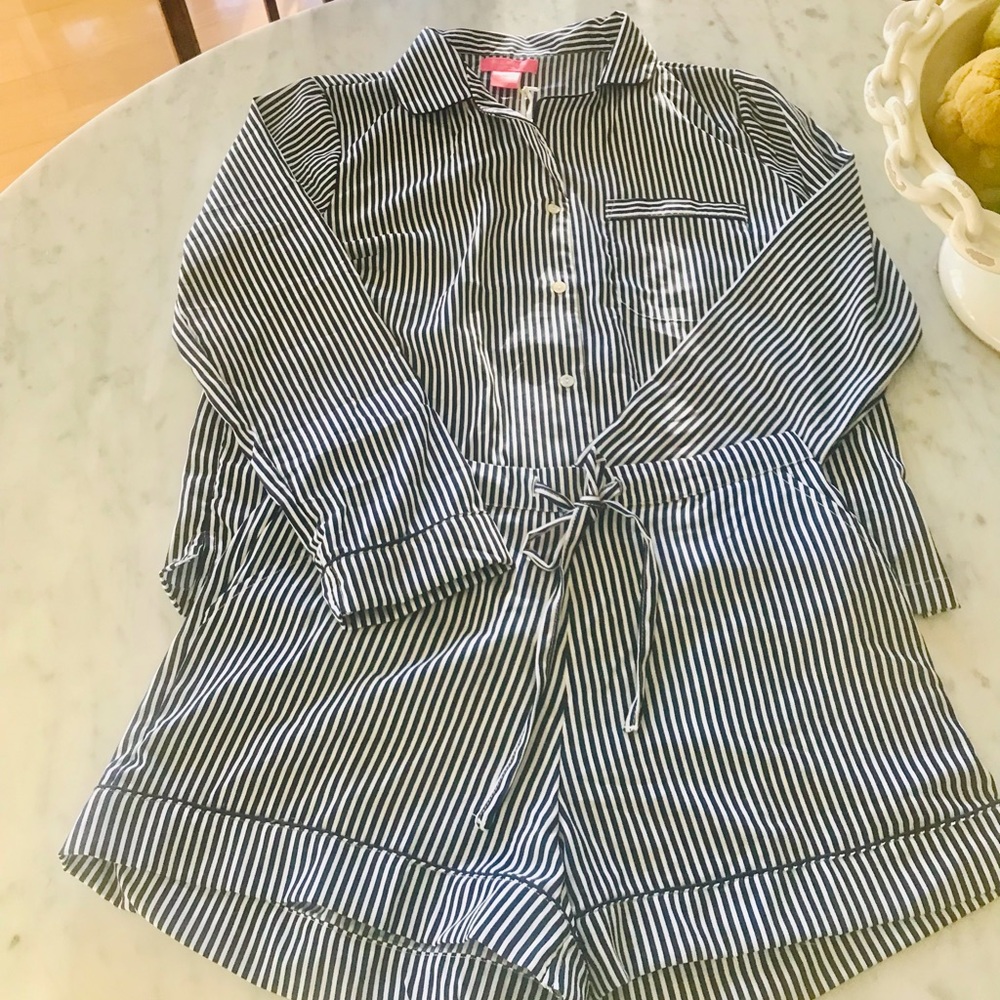 Host Pick! 💗Pin Stripe PJ Set! Size S. NWTs!
